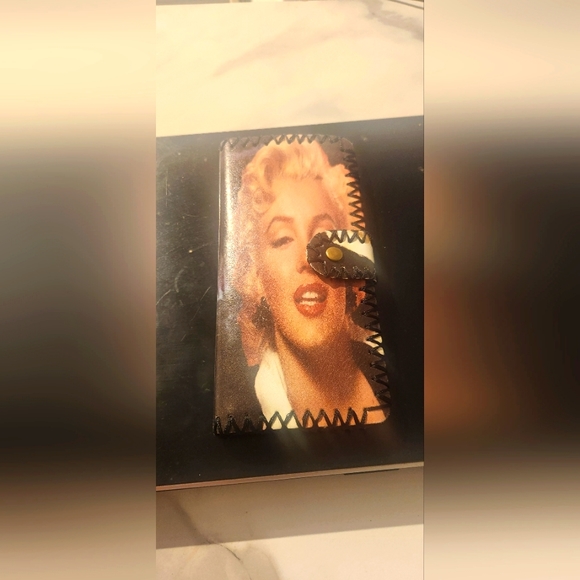 Wallet - Picture 1 of 5